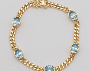 Pulsera de eslabones tipo curb chapada en oro azul claro · Chapada en oro de 14 quilates · Pulsera de cadena con circonitas cúbicas · Cierre magnético · Regalo para ella · Sin níquel