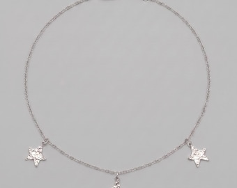 Collar de plata con tres estrellas · Plata de ley 925 · Gargantilla de triple estrella · Collar celestial · Regalo para ella · Hecho a mano