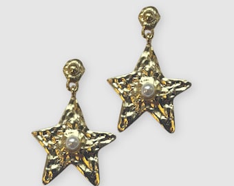 Goldene Stern Ohrringe mit Perle · Handgemacht & Nickelfrei