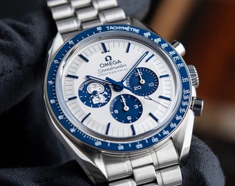 Omega Speedmaster Silver Snoopy Award 50th Anniversary Chronograph 3861 Men's 42mm