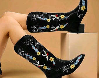 Handgemaakte geborduurde cowboylaarzen: kniehoge western bloemenprint voor dames