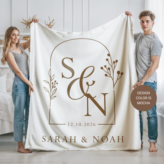Custom Couples Blanket with Names, Wedding Present, Bridal Shower Gift for Newlyweds Anniversary Gift, Engagement Gift, Christmas Gift Throw