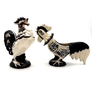 Vintage Ceramic Rooster and Hen Creamer Pitcher Set – Black & White Hand-Painted Poultry Figurines