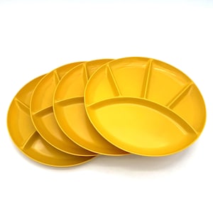 Set of 4 Vintage Mustard Yellow Melamine Divided Plates – Made in Japan – Mid-Century Modern Dining