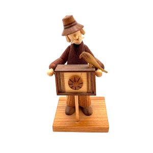 Vintage Polish Wooden Organ Grinder Figurine – Handcrafted by Borowik & Byliniak – Folk Art Sculpture with Bird