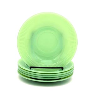 Fire-King Jane Ray Jadeit-Untertassen - 6er-Set - gemischte frühe und späte Marken - Anchor Hocking USA