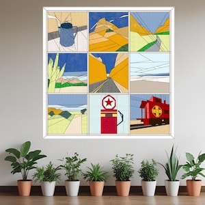 Puede incluir: Una obra de arte enmarcada con nueve paneles geométricos coloridos. Cada panel representa una escena de paisaje diferente, incluyendo una carretera, montañas y un tren. La obra de arte se exhibe sobre una fila de plantas en macetas.