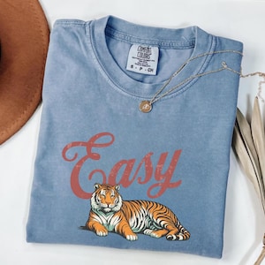 Easy Tiger Comfort Colors® T-Shirt, Vintage Distressed Tiger Shirt, Oversized Retro Tiger Tee, Trendy Grunge Indie Boho Shirt, Graphic Tee