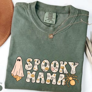 Comfort Colors® Spooky Mama Shirt, Mom Halloween Shirt, Halloween Mom Shirt, Halloween Shirt, Halloween Mama Shirt, Spooky Halloween Mama