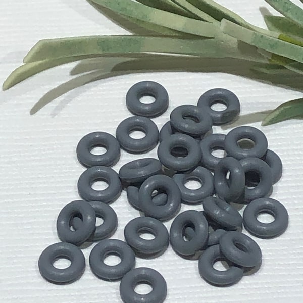 30 Piece - 5mm Grey Rubber O'Rings-Flat Leather and Round Leather Cord Rubber O'Rings-Gray Rubber Jump Rings-Jewelry Making Supplies