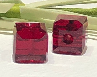 2 pièces - Cube de cristal Swarovski rouge Siam foncé de 8 mm - Véritable cube de cristal Swarovski - Cristallisé - Perles de cristal carrées de pierre de naissance de janvier