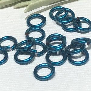 24 Piece - 6mm Peacock Blue Jump Rings-19 Gauge Round Deep Blue Jump Rings-Enameled Copper Jump Rings-Jewelry Findings-Byzantine Jump Rings