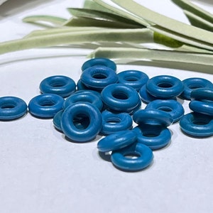 25 Deep Marine Blue Rubber O-Rings: 7mm, 14 Gauge