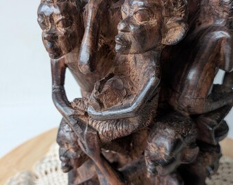 Sculpture vintage Makonde Ujamaa - Statue d'unité familiale en bois dur africain sculptée à la main