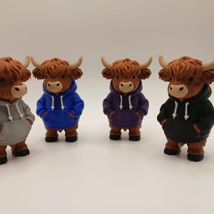 Urban Highland Cow Figurine - Customizable Hoodie Color3D Printed Figurine