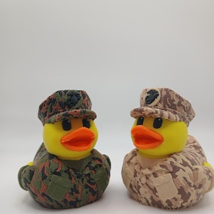 Pato de camuflaje del Cuerpo de Marines de los EE. UU. - Accesorio para tablero impreso en 3D