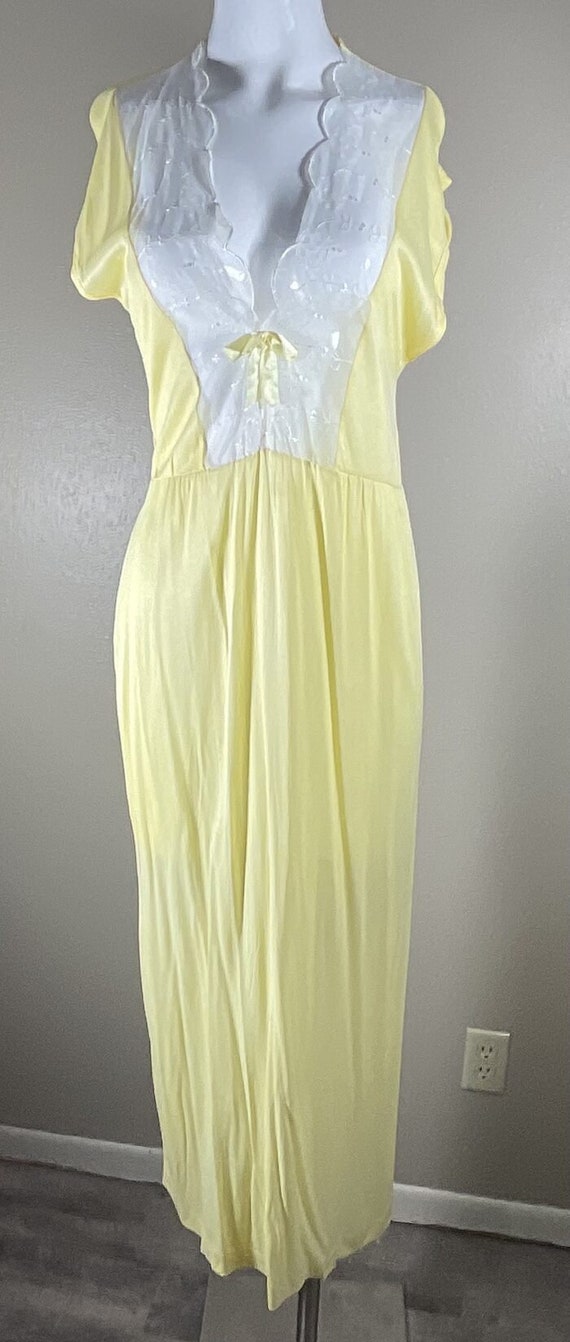 Lemon Yellow Vintage 1950s Rayon Gown w Embroider… - image 2