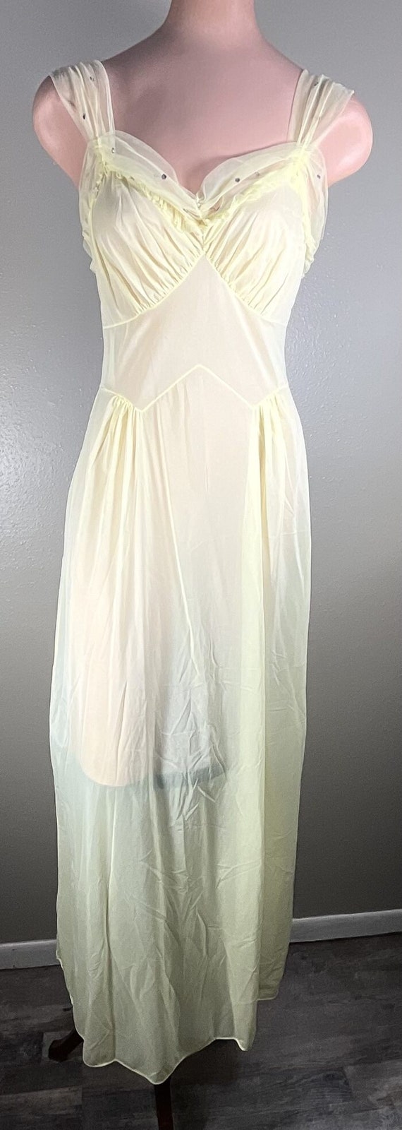 Beautiful Lemon Nylon Tricot Vintage Gown With Ch… - image 2