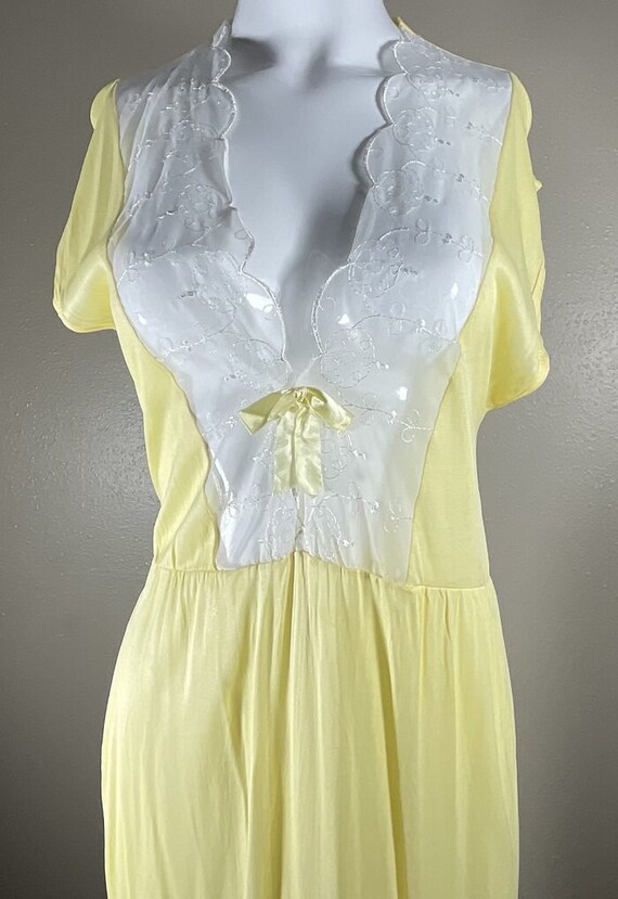 Lemon Yellow Vintage 1950s Rayon Gown w Embroider… - image 4