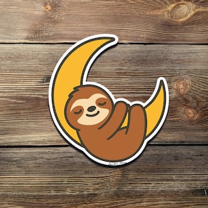 Kawaii Faultier auf Mond Vinyl Aufkleber: Wasserfester Laptop Aufkleber
