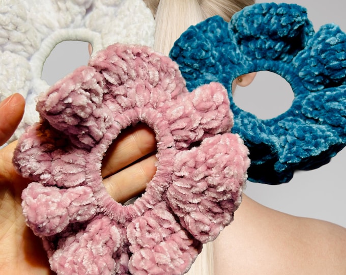 Velvet Crochet Scrunchie