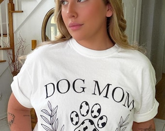 dog mom social club ALL PROCEEDS go to paws 4 a cure
