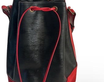 ルイ・ヴィトン ノエGM バケットバッグ - カスティリアンレッド