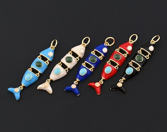 Buntes Gliederfisch Anhänger Set in 18K Gold Fill mit Emaille-Finish und Edelstein-Akzenten für DIY-Schmuck 7.7 x 32 mm