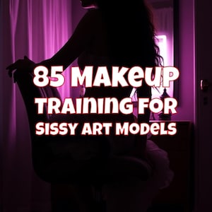 Könnte beinhalten: Silhouette einer Person, die auf einem Stuhl sitzt, mit dem Text "85 Makeup Training For Sissy Art Models" in einer fetten, umrandeten Schriftart. Der Hintergrund ist ein sanfter Rosaton, der auf ein Studio oder ein Boudoir hindeutet.