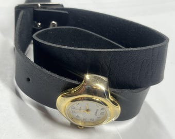 Bonetto ladies watch on a wraparound leather strap