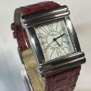 Donna Vivian Watch - Etsy display picture 3