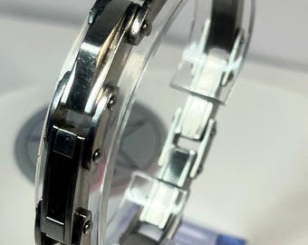 Steel Men's Multi Link Bracelet Polished Stainless Steel Black Carbon Fiber Inlays Rectangular Links Fold Over Clasp Industrial Style Clasp.