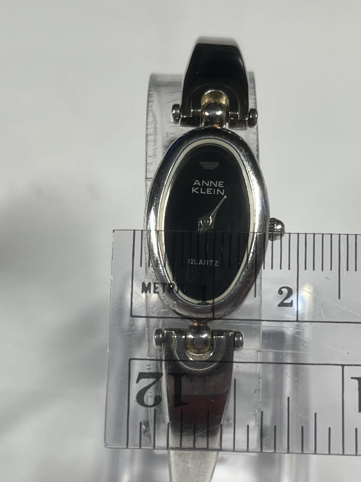 Anne Klein II Women display picture 3