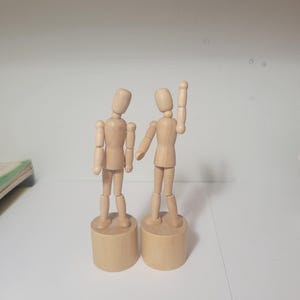 Wood 4" Artist Drawing Manikin with Base and Flexible Body - set of 2