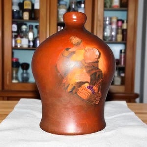 Rare LG Jennings German Pottery Vase – Hand-Painted Decor