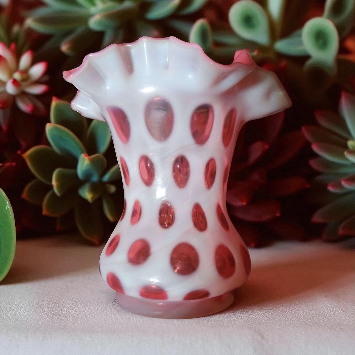 ヴィンテージ フェントン クランベリー コインドット オパールセント