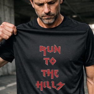 T-shirt performance Run to the Hills : t-shirt de course alternatif aux métaux lourds inspiré d'Iron Maiden