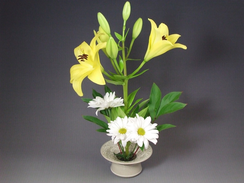 Stoneware Ikebana Vase Pin Vase Wedding Centerpiece White Etsy