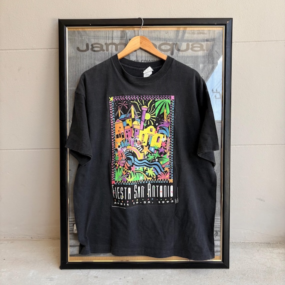 ワンエン Fiesta Tシャツ Vintage 90s Fiesta San Antonio Festival 1993 Retro Art Graphic T