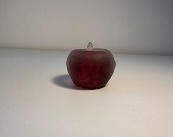 Handgeblazen appel van rood matglas
