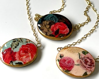 Custom Wording Valentine Gift, Roses, Antique style Cameo jewelry, Romantic Valentines Necklace, Personalized for Valentines