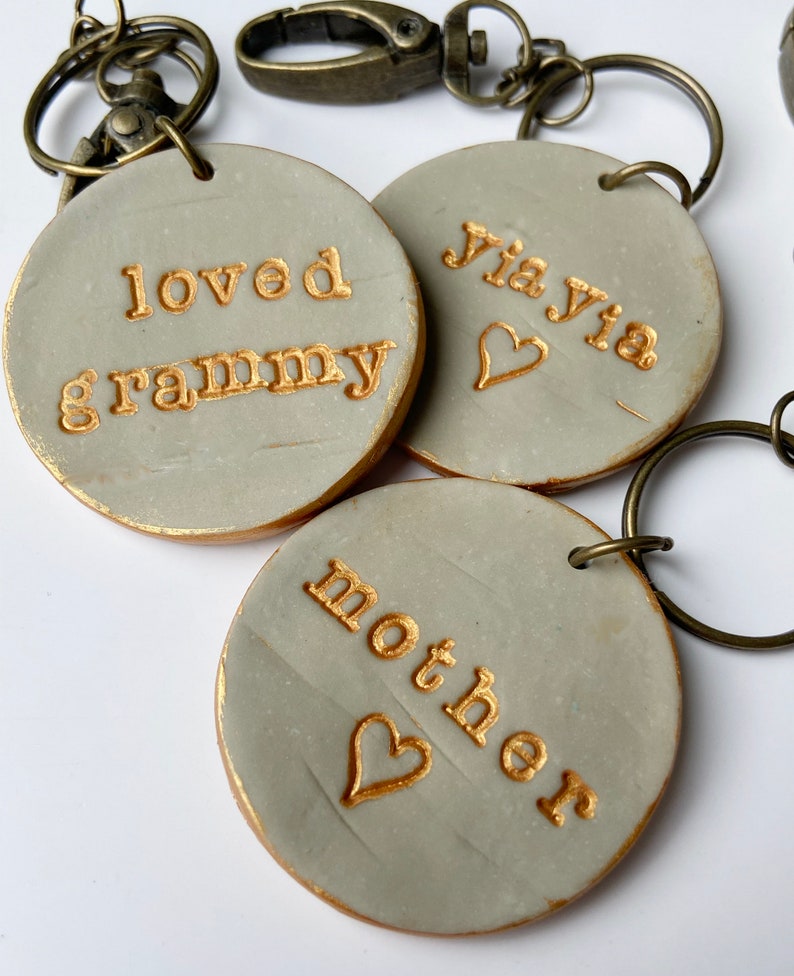 Mother Keychain, Custom Keyring for Mama, Mother's Day Keychain, Personalized for Grammy, from grandchildren, from Niece, From goddaughter image 3