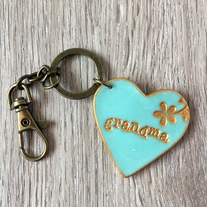 Heart Keychain for Mom, Nana, Nonna, Oma, Grandma, Grammy, Aunt, Kids stamped initials, Mothers Day Keychain image 4