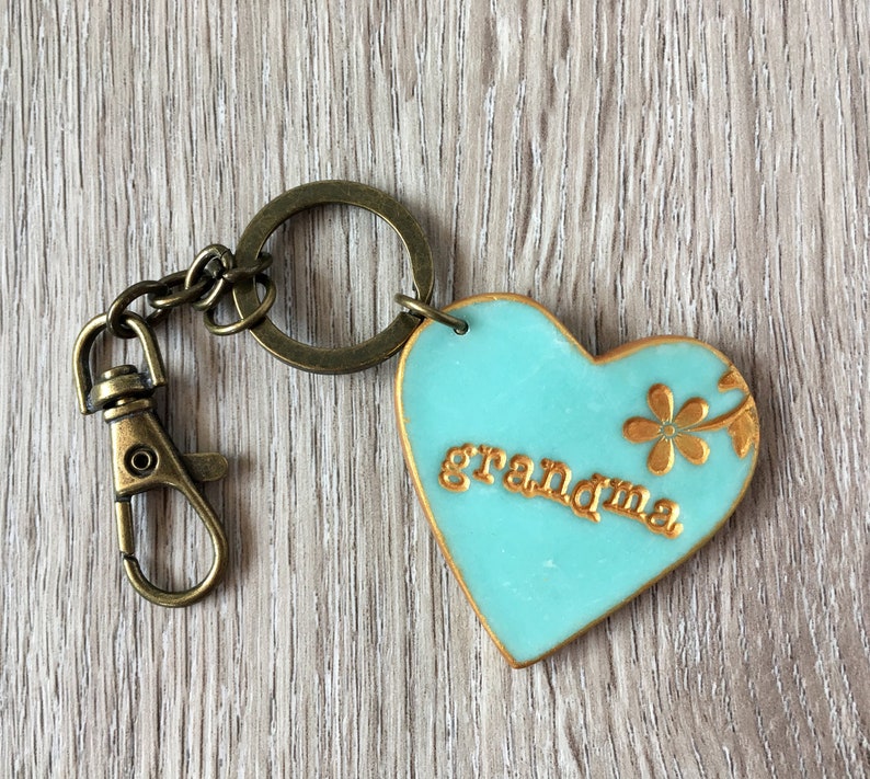 Heart Keychain for Mom, Nana, Nonna, Oma, Grandma, Grammy, Aunt, Kids stamped initials, Mothers Day Keychain image 4