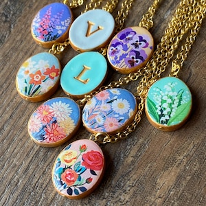 Birthflower necklace, January, February, March, April, May, June, July, August, September, October, November, December, Flowers by Month