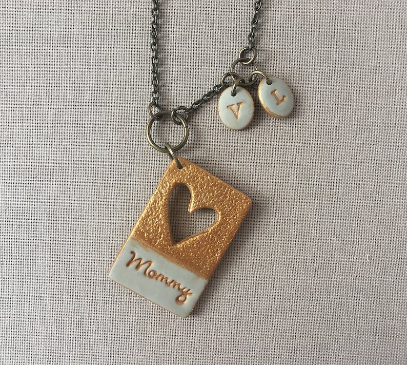 Mama Heart Necklace, Stamped for mom, for grandma, Nonna, Oma, Yia Yia, Stamped name necklace, handmade gift, Personalized for Mothers Day image 3