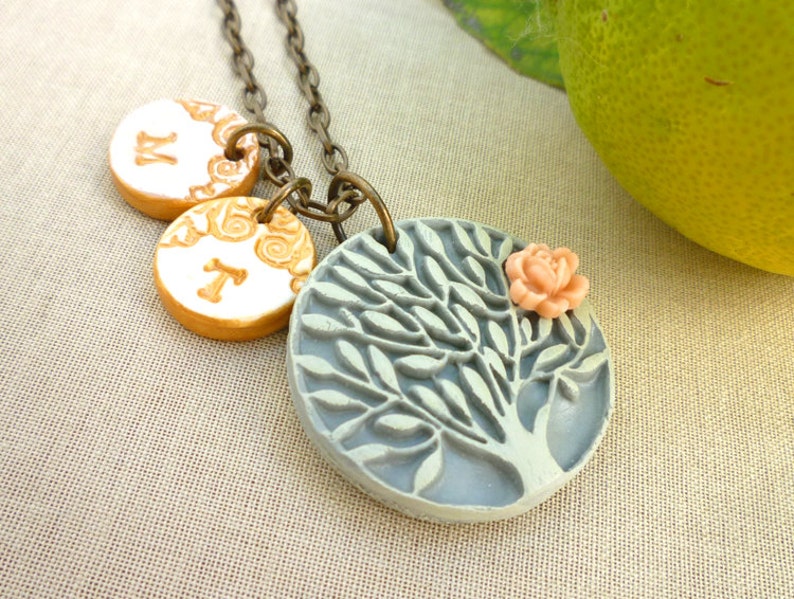 Family Tree Necklace Mother necklace Grandma jewelry Names Necklace image 1