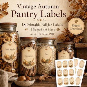 Op de afbeelding: Een set printbare voorraadlabels met een vintage herfstthema met de tekst Vintage Autumn Pantry Labels, 18 Printable Fall Jar Labels, 12 Named + 6 Blank, A4 & US Letter PDF en Digital Download op een beige achtergrond.