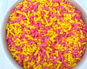 Mezcla de chispas de limonada de fresa. ¡Chispas rosa y amarillas brillantes! Decoración de pasteles, cupcakes, temas de cumpleaños, galletas neón para fiestas, 85 g