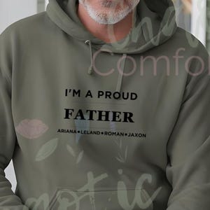 Proud Dad Hooded Sweatshirt, Father&#39;s Day Gift, Personalized Hoodie, Casual Wear, Family Celebration, Unisex Pullover